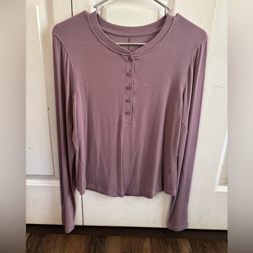 Lululemon long sleeve shirt!